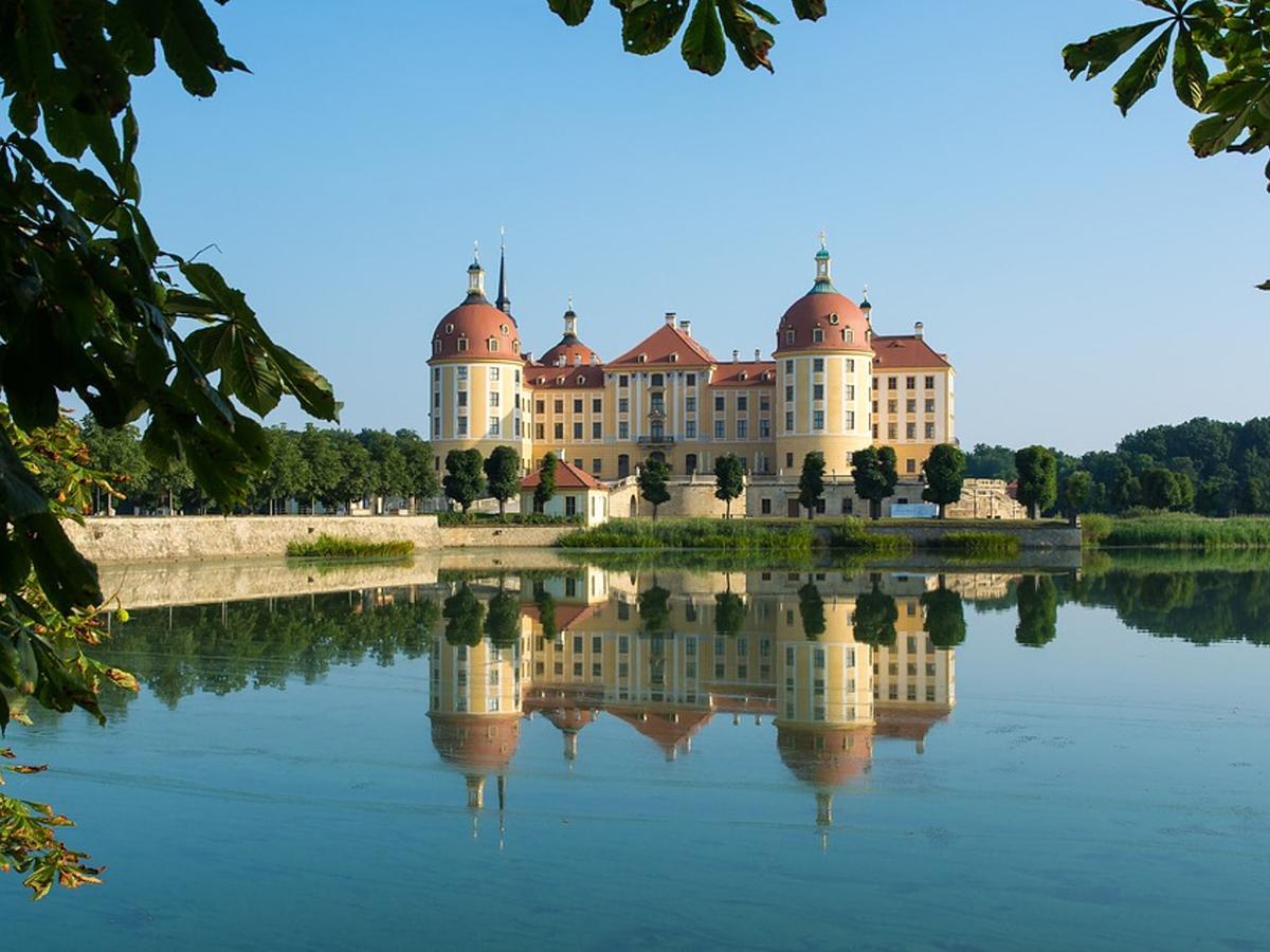 Cosy Apartment With In Pirna With Private Terrace ภายนอก รูปภาพ